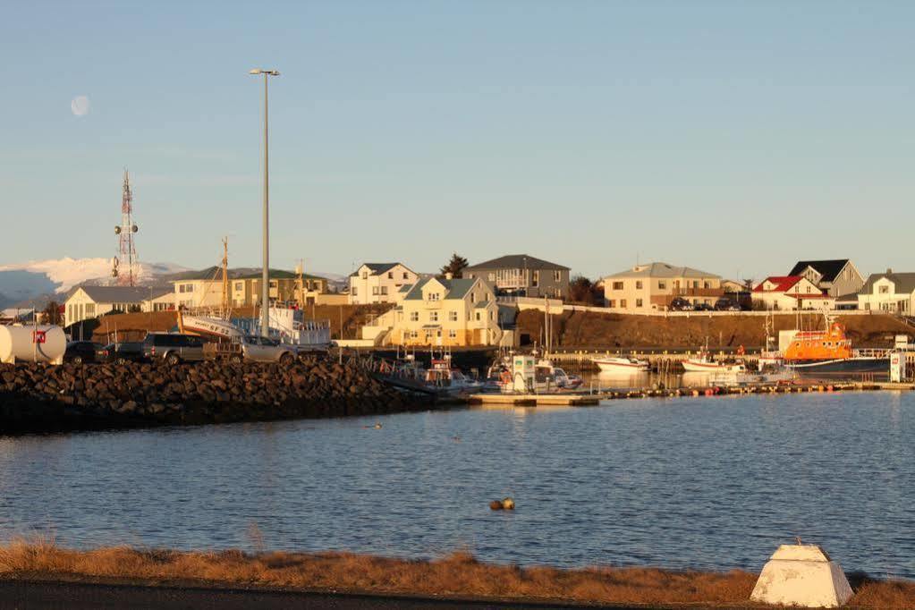 Hvammur Apartments By The Harbour Хофн Экстерьер фото
